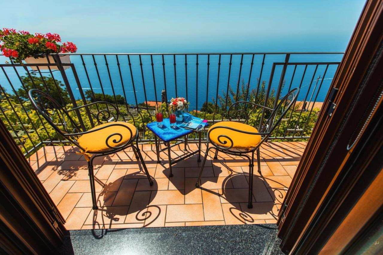 Hotel Roccia Fiorita à Furore Extérieur photo